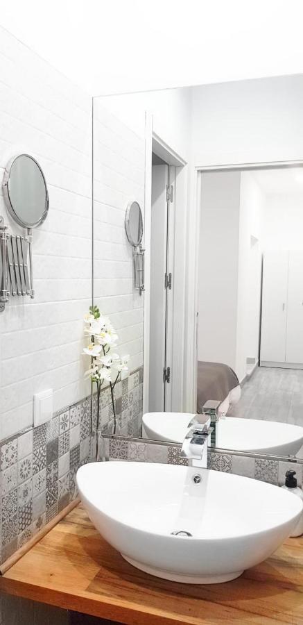 Apartamento Acogedor LOFT en Bajo CENTRICO CON PARKING WIFI Córdoba Exterior foto